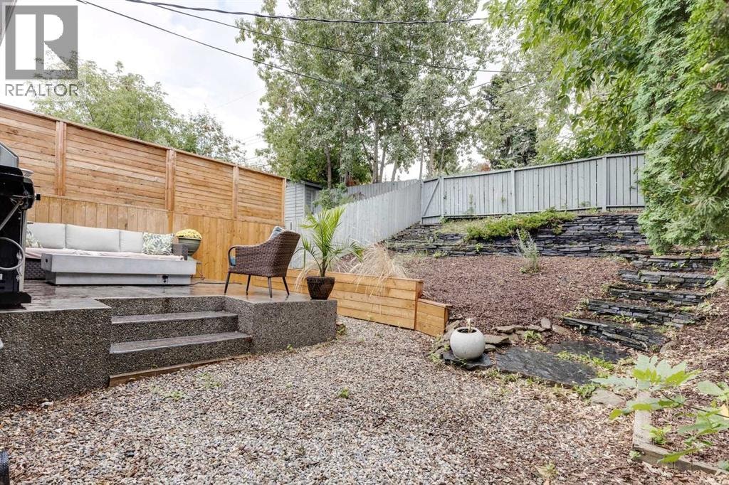 1333 Rosehill Drive NW — photo 31