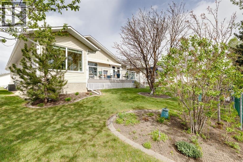 512 Woodside Drive NW — photo 24