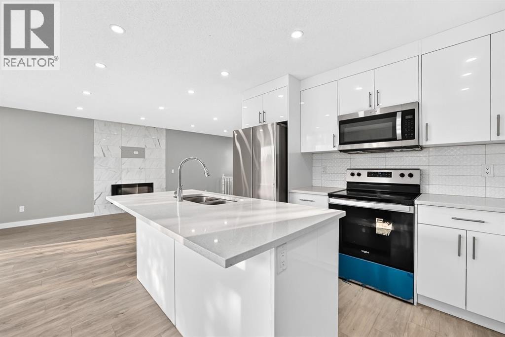 2703 60 Street NE — photo 11