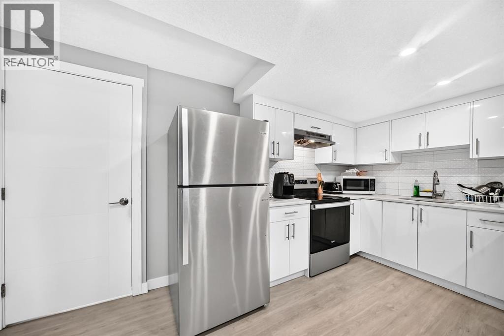 2703 60 Street NE — photo 28