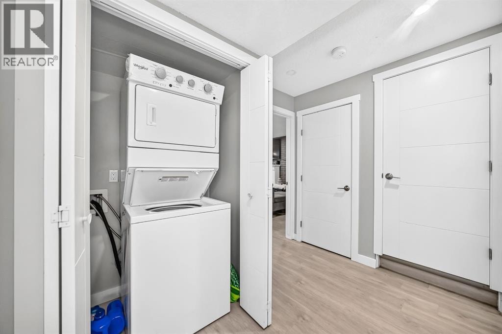 2703 60 Street NE — photo 40
