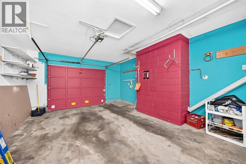 2703 60 Street NE — photo 44