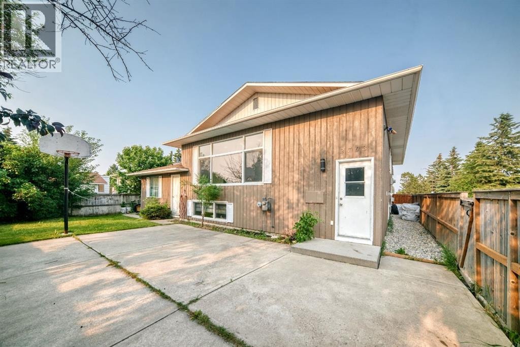 2703 60 Street NE — photo 46