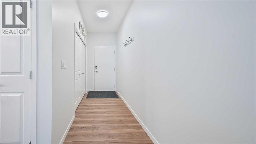 2209, 33 Carringham Gate NW — photo 5