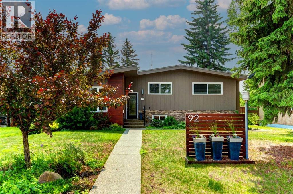 92 Chinook Drive SW — photo 1