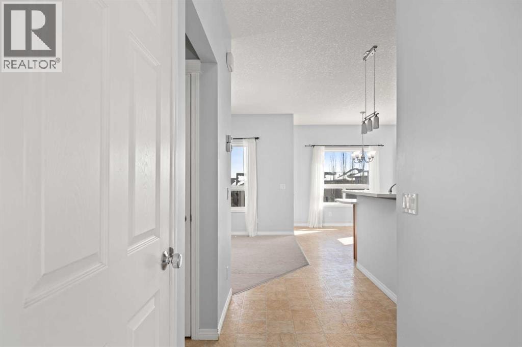 102 Kincora Glen Mews NW — photo 8