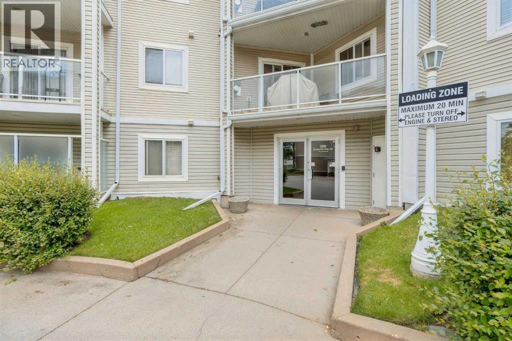 413, 260 Shawville Way SE — photo 2