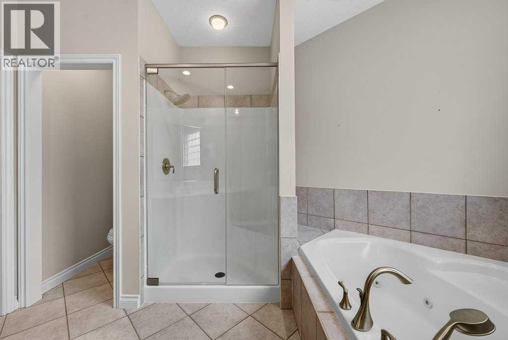 52 Sandstone Ridge Crescent — photo 24