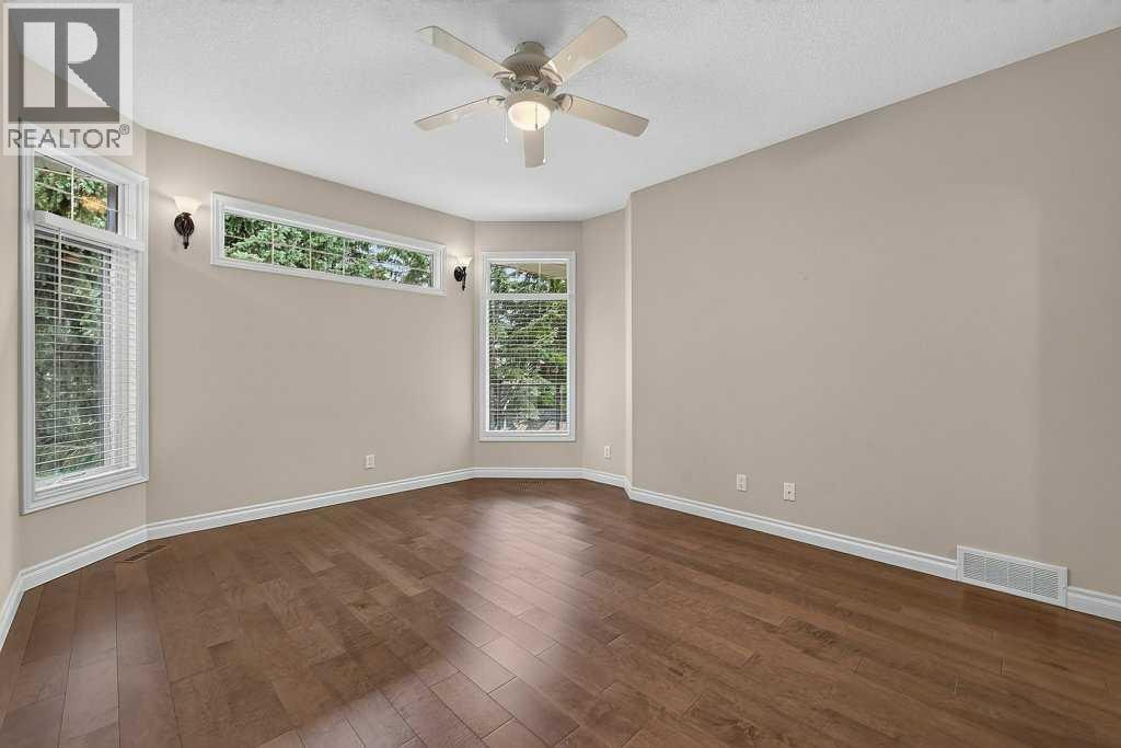 52 Sandstone Ridge Crescent — photo 27