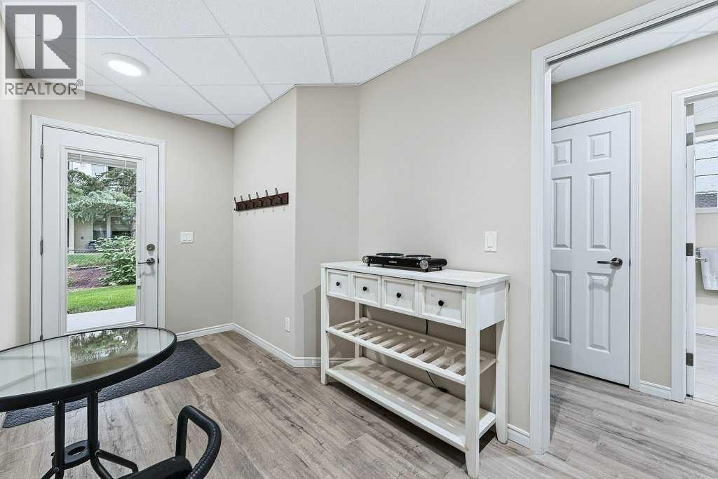 52 Sandstone Ridge Crescent — photo 37