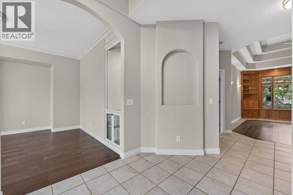 52 Sandstone Ridge Crescent — photo 6