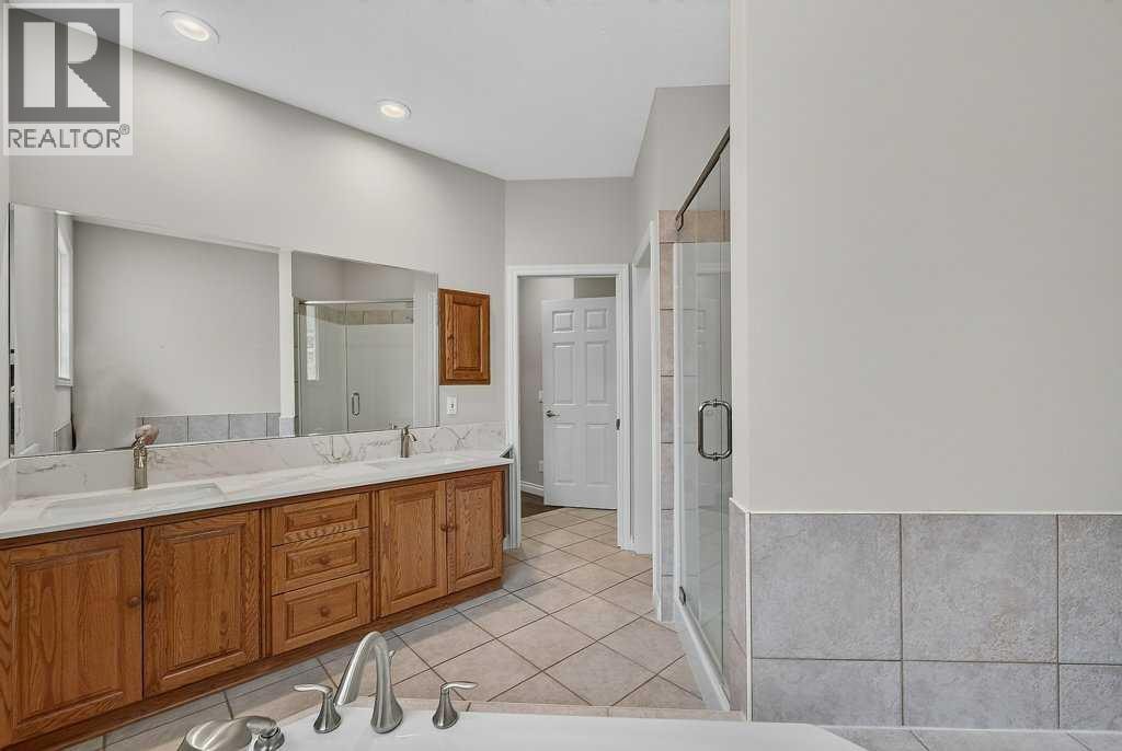 52 Sandstone Ridge Crescent — photo 25