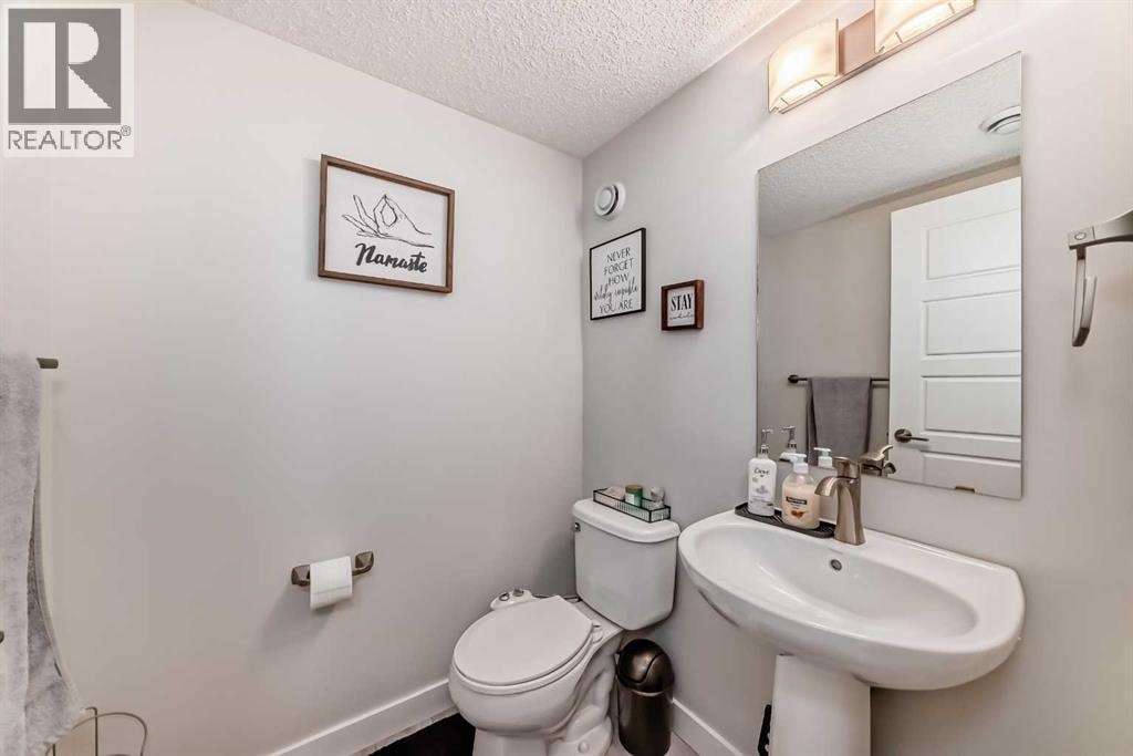 107 Lucas Boulevard NW — photo 14