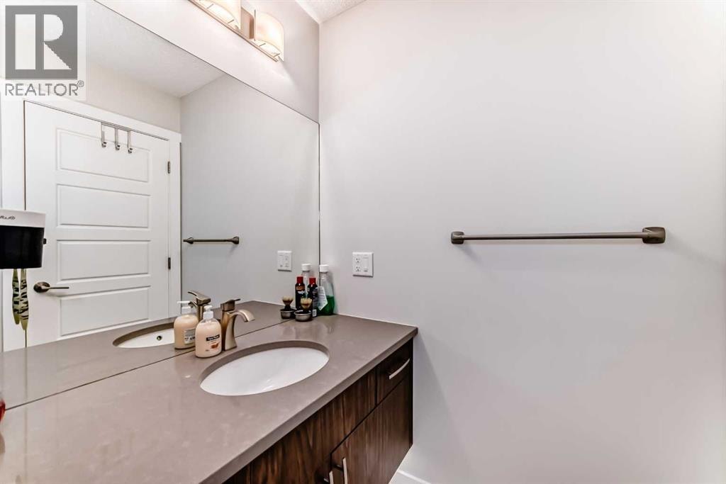 107 Lucas Boulevard NW — photo 22
