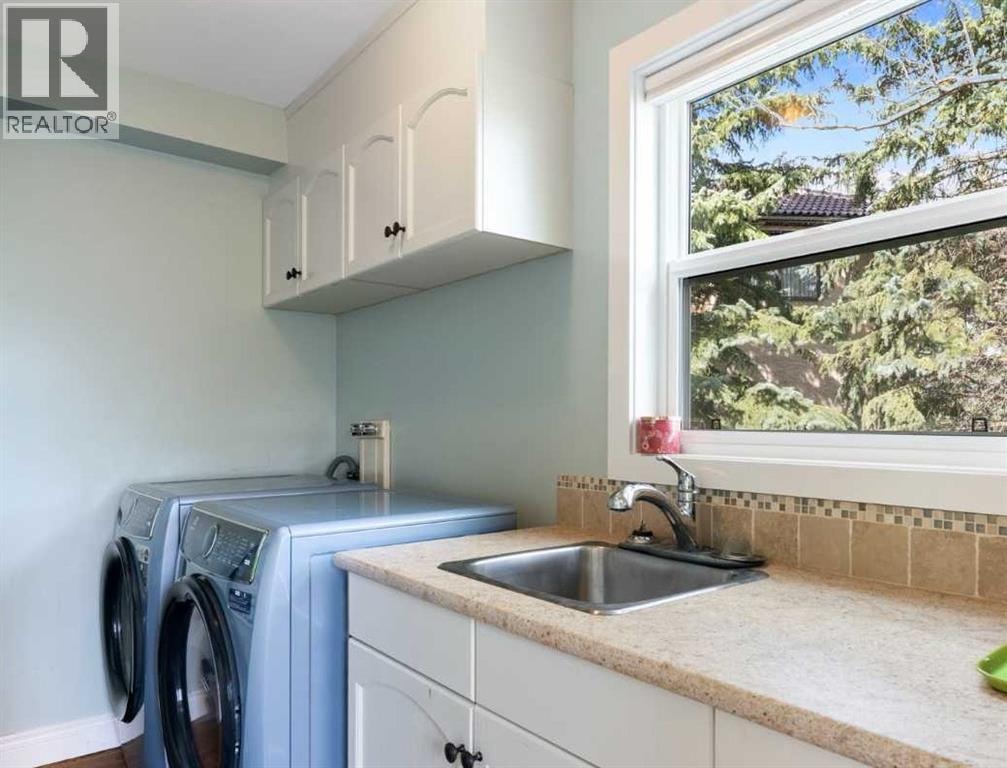 476 Silvergrove Gardens NW — photo 19