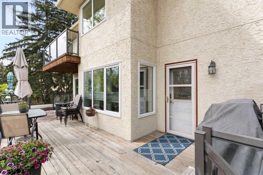 476 Silvergrove Gardens NW — photo 41
