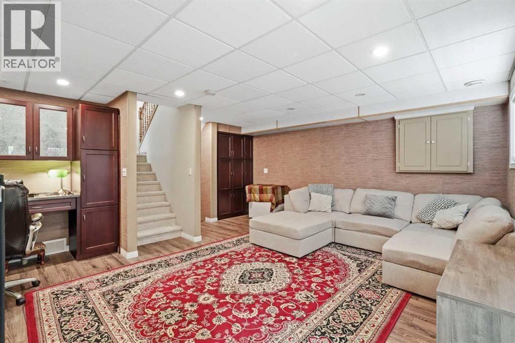 110 Bridlewood Avenue SW — photo 18