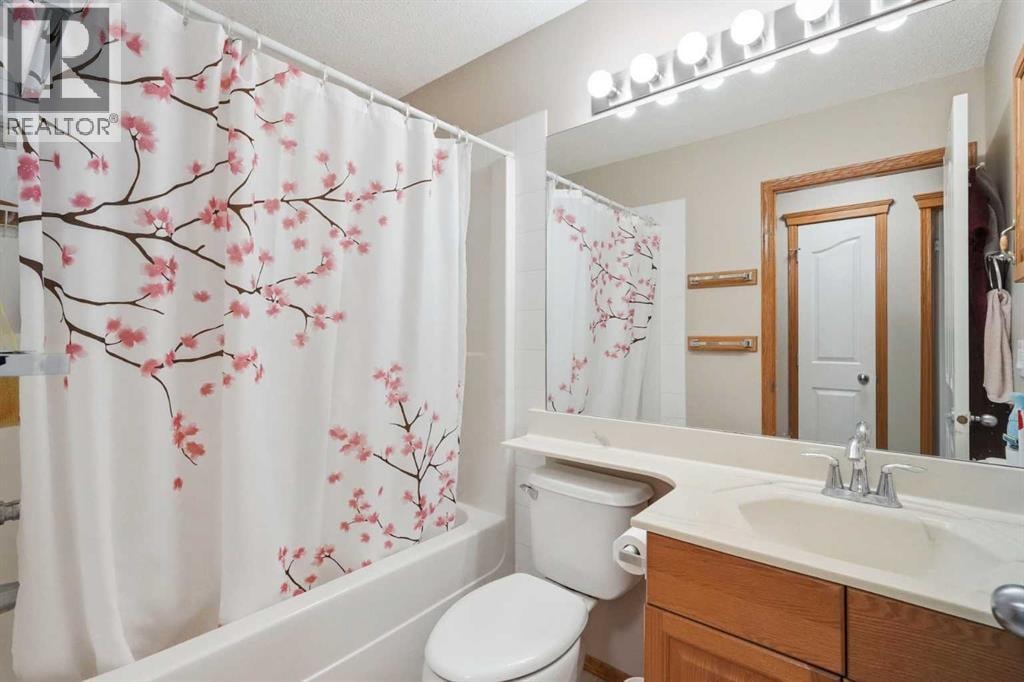 110 Bridlewood Avenue SW — photo 14