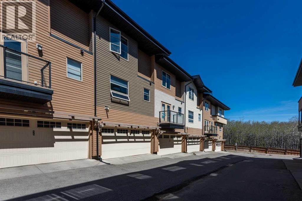 24 Aspen Hills Common SW — photo 30