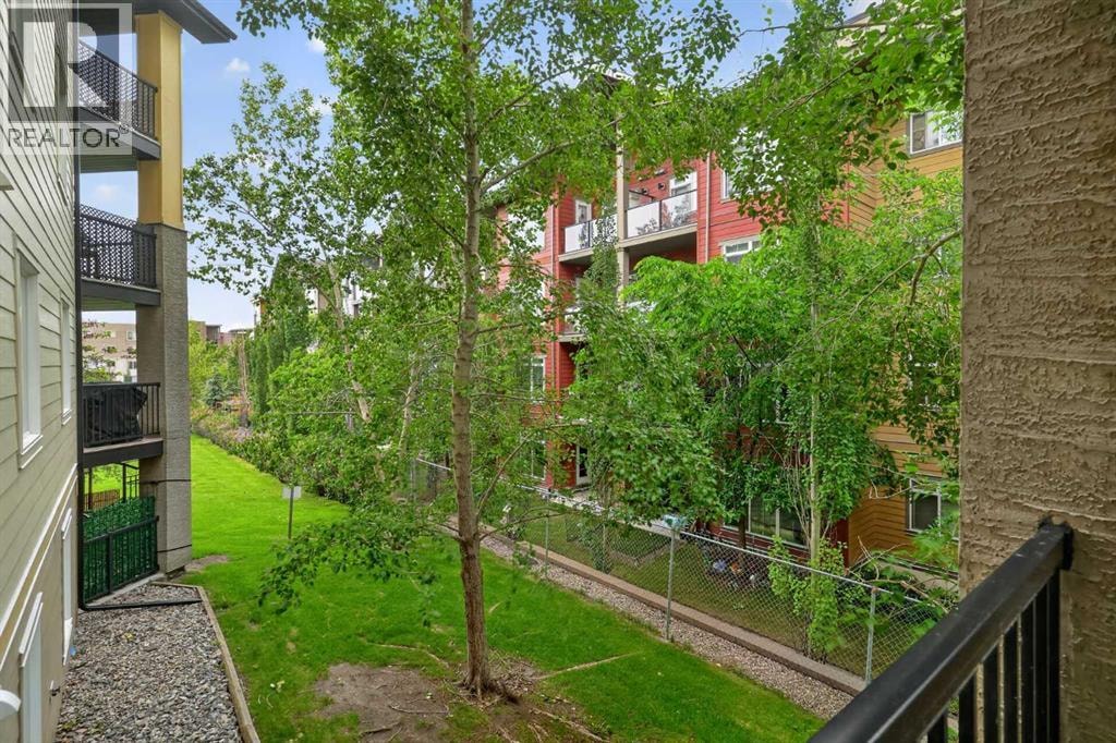 8223, 304 Mackenzie Way SW — photo 14