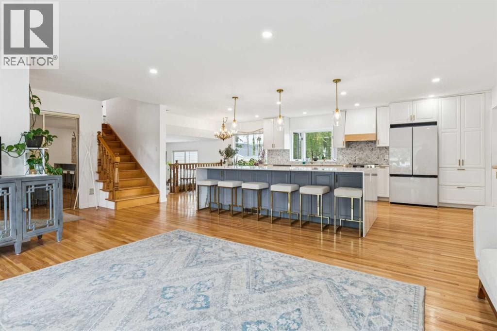 10719 Mapleglen Crescent SE — photo 7