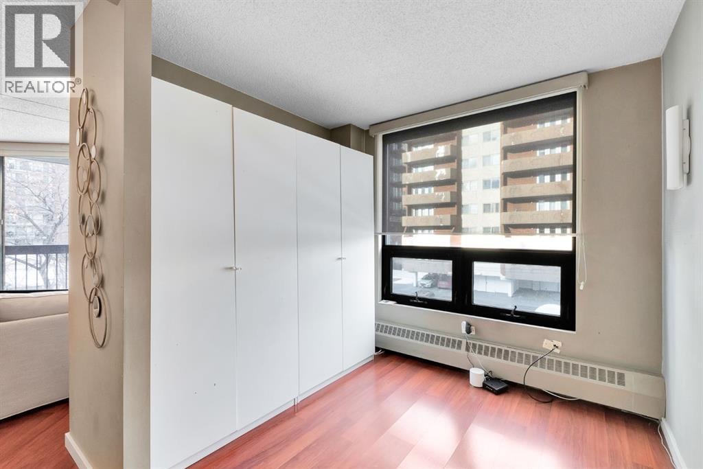 340, 1304 15 Avenue SW — photo 28