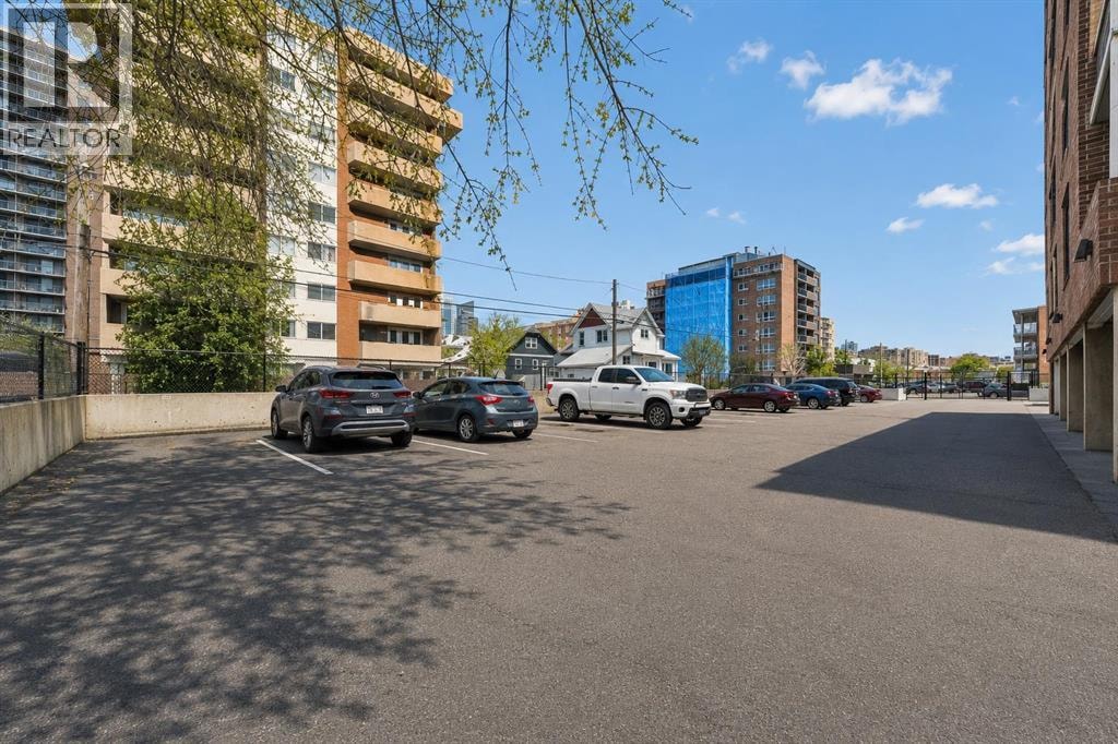 340, 1304 15 Avenue SW — photo 33