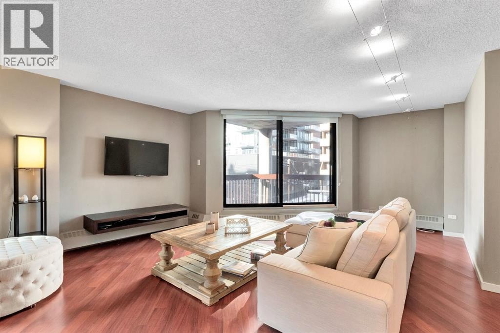 340, 1304 15 Avenue SW — photo 7