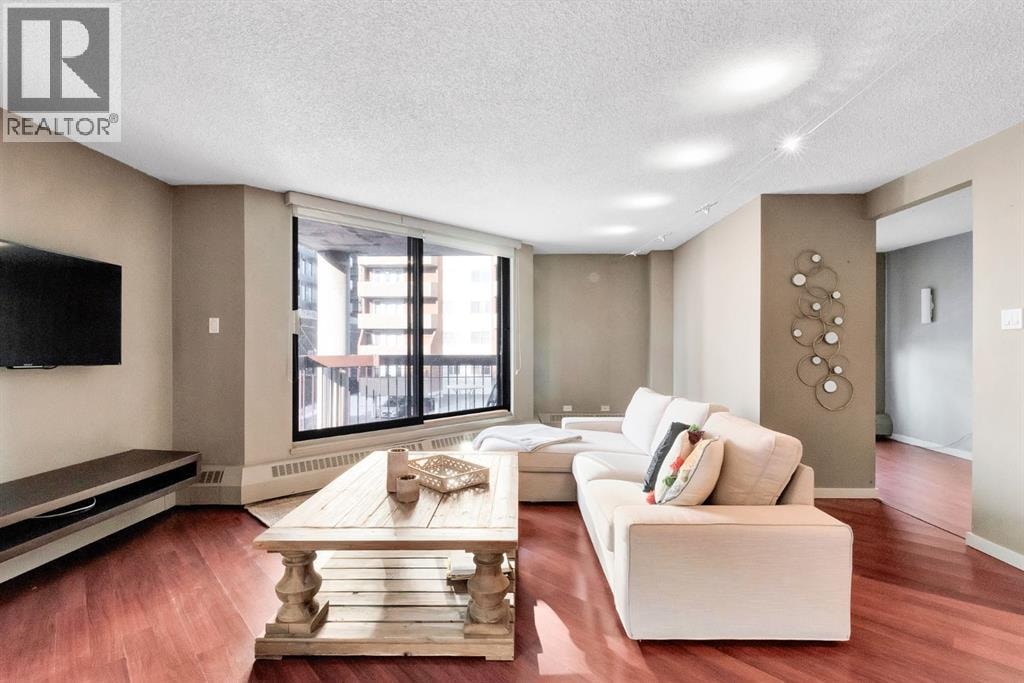 340, 1304 15 Avenue SW — photo 8