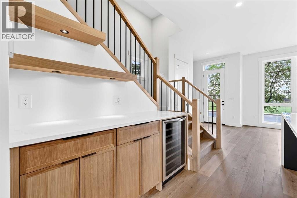 1119 Regal Crescent NE — photo 15