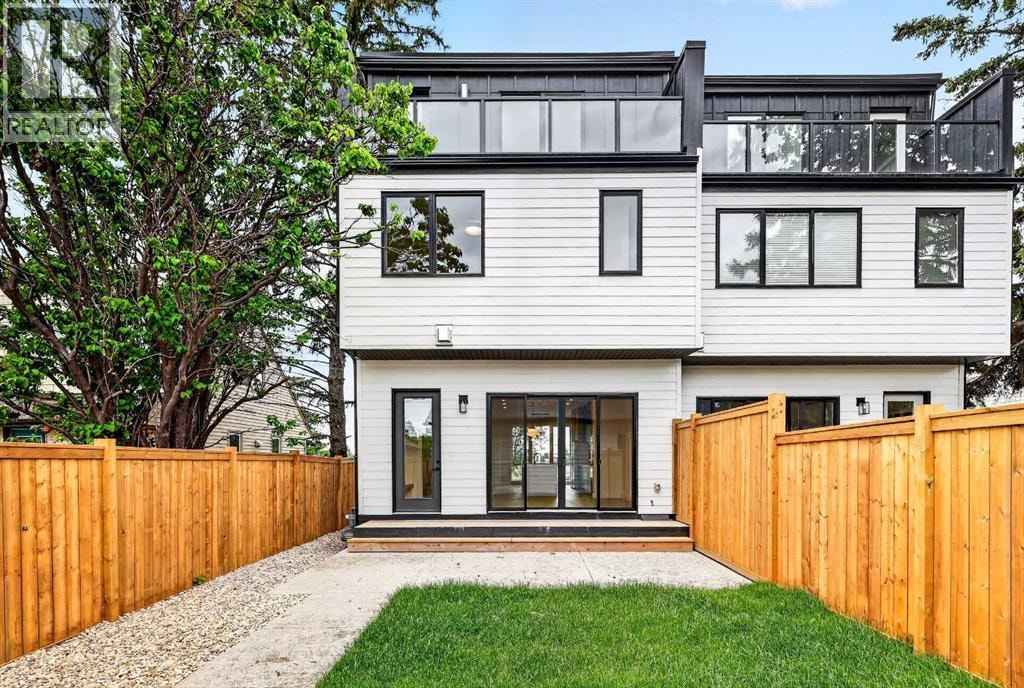 1119 Regal Crescent NE — photo 47