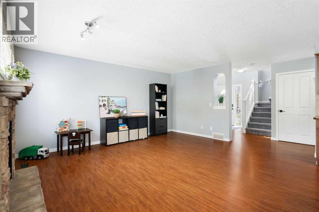 1876 New Brighton Drive SE — photo 12