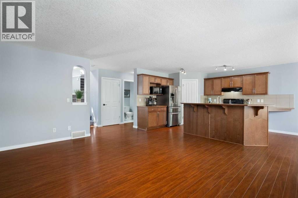 1876 New Brighton Drive SE — photo 11