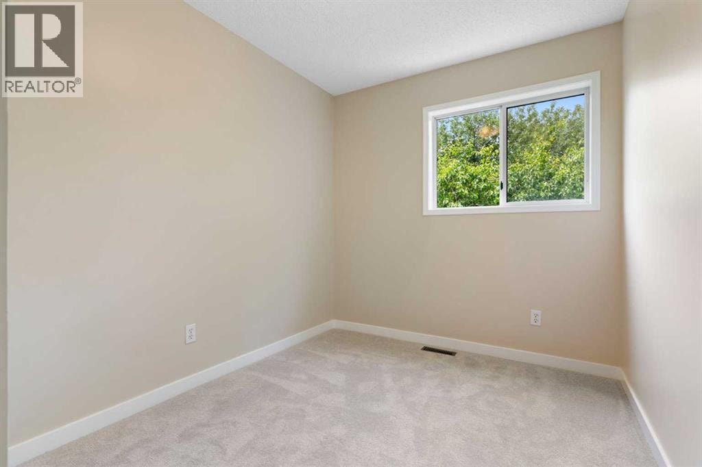 82 Coventry Lane NE — photo 31