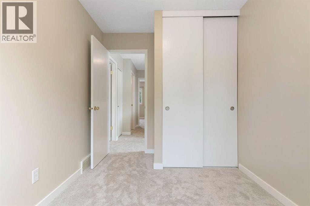 82 Coventry Lane NE — photo 32