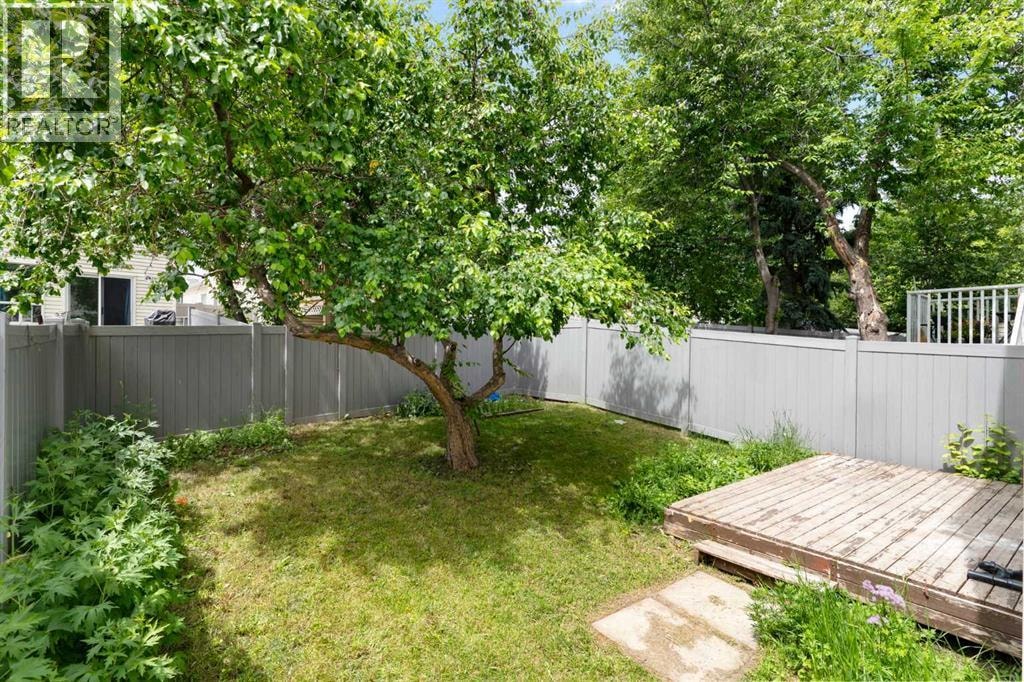 82 Coventry Lane NE — photo 39