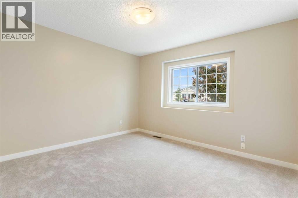 82 Coventry Lane NE — photo 28