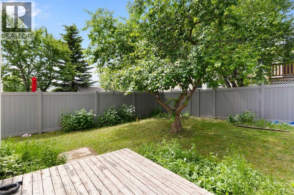 82 Coventry Lane NE — photo 43