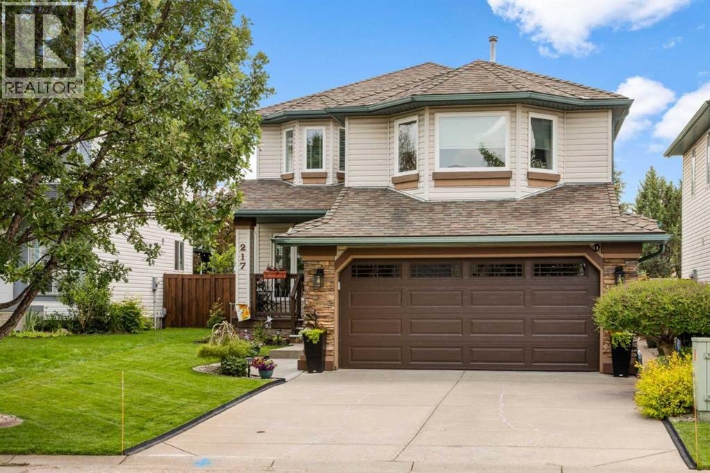 217 Douglas Glen Close SE — photo 1