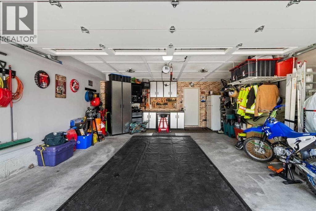 217 Douglas Glen Close SE — photo 31