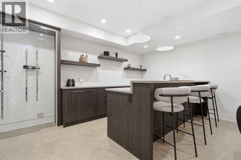 4318 17 Street SW — photo 32