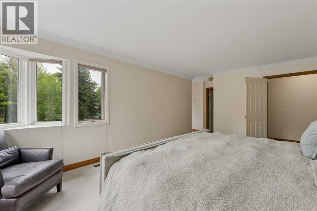 3229 2 Street SW — photo 26