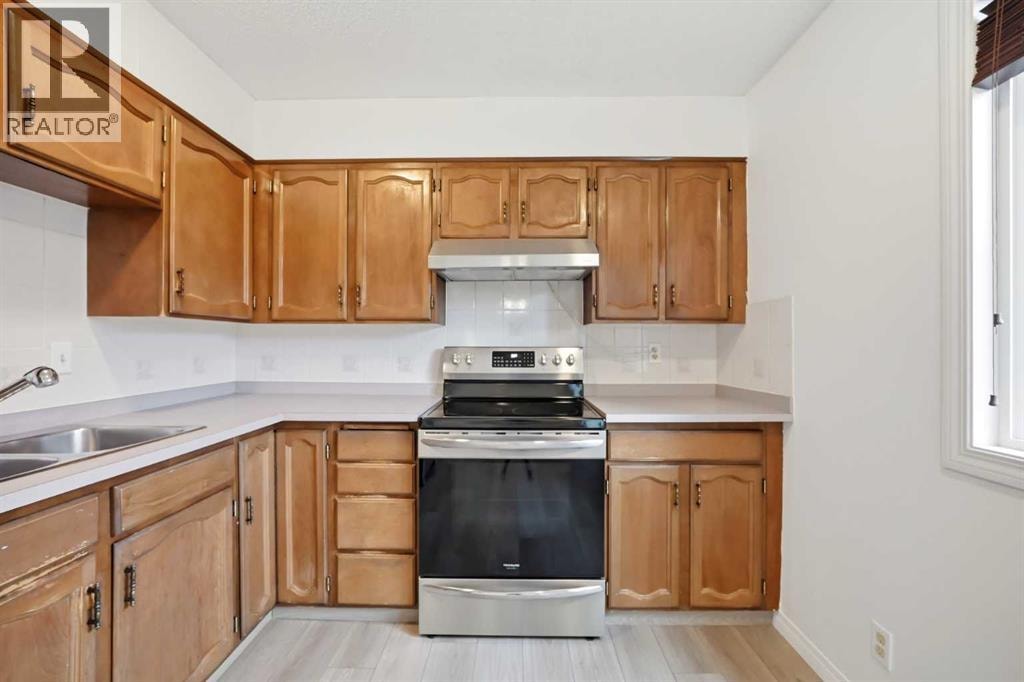 5608 Rundlehorn Drive NE — photo 13