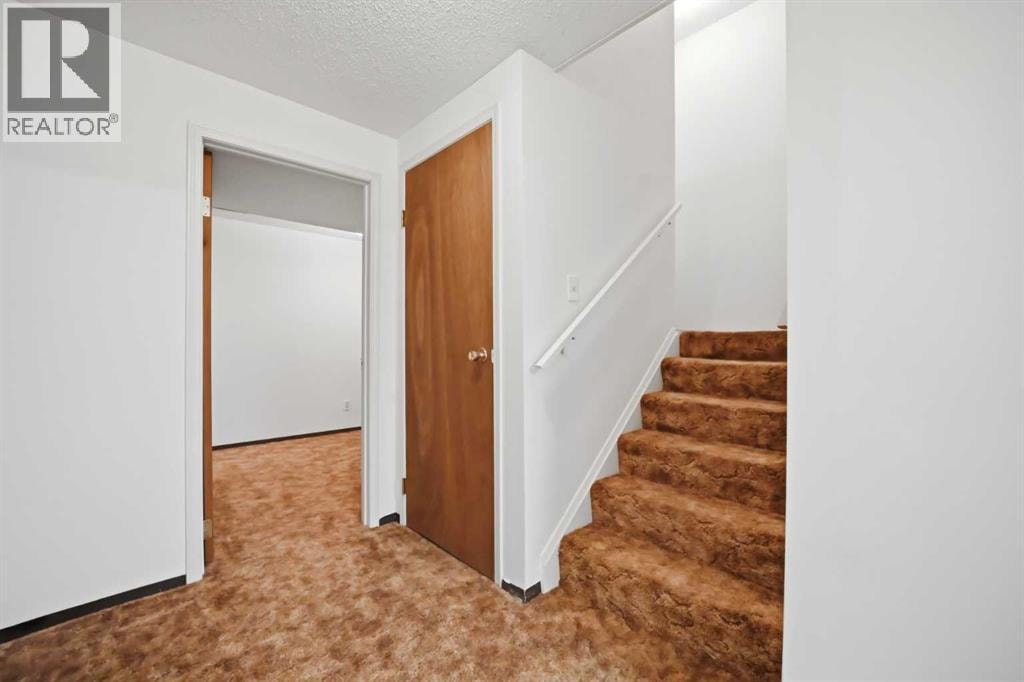 5608 Rundlehorn Drive NE — photo 26