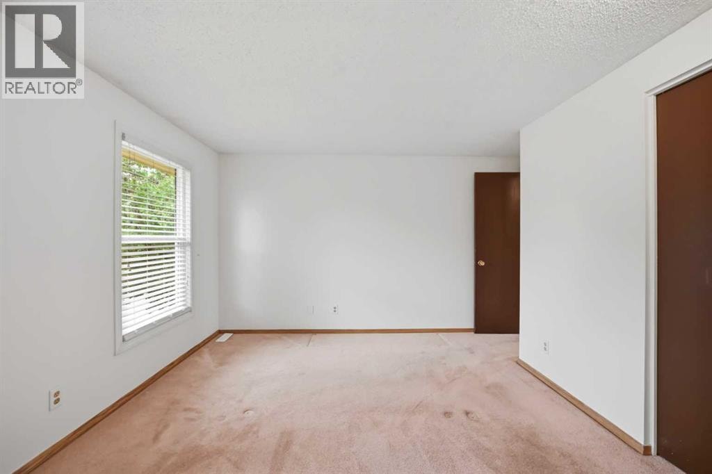 5608 Rundlehorn Drive NE — photo 24