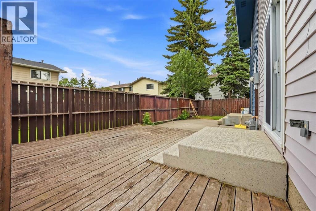 5608 Rundlehorn Drive NE — photo 33