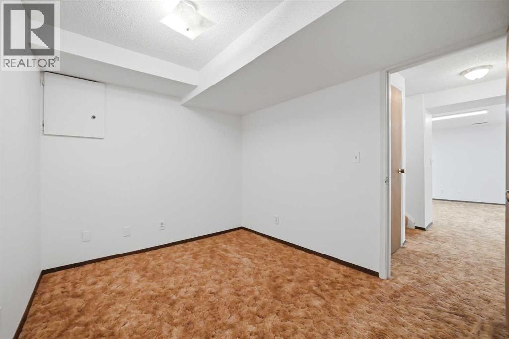 5608 Rundlehorn Drive NE — photo 29