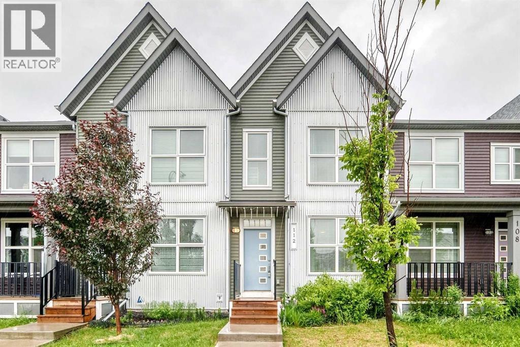 112 Carrington Boulevard NW — photo 1