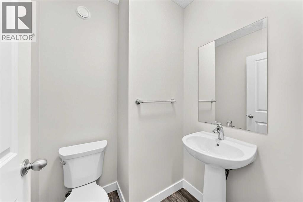 112 Carrington Boulevard NW — photo 16