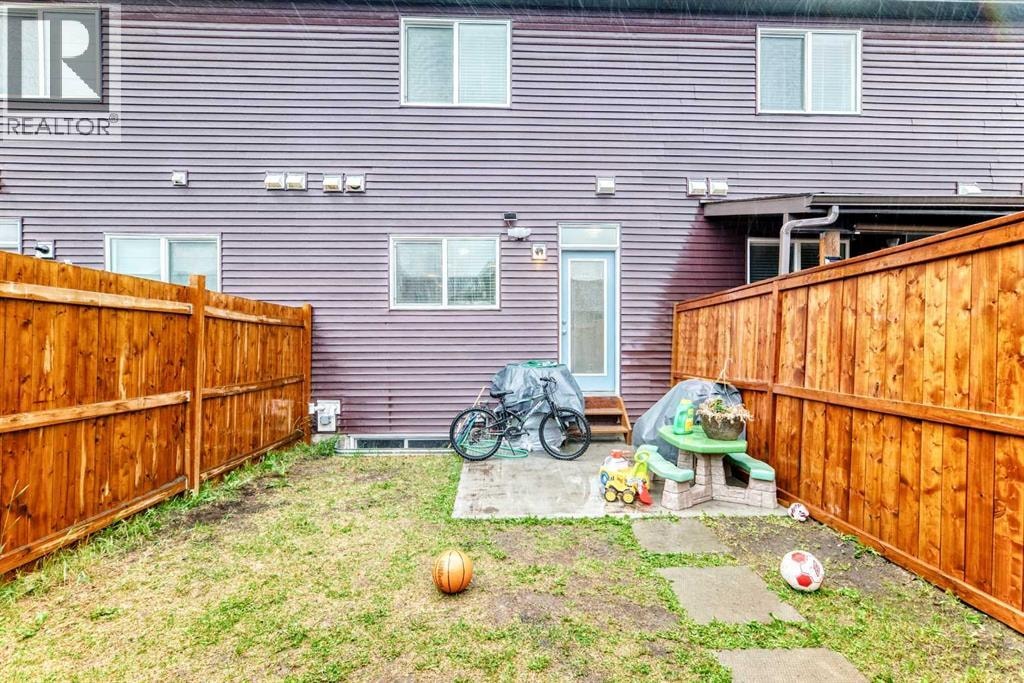 112 Carrington Boulevard NW — photo 46